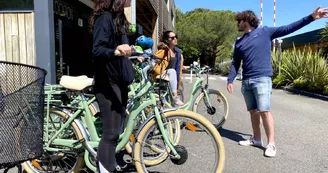 CLICK&BIKE VTC ÉLECTRIQUE CLICK&BIKE VTC ÉLECTRIQUE