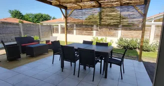 ROCHE TERRASSE DESSOUS